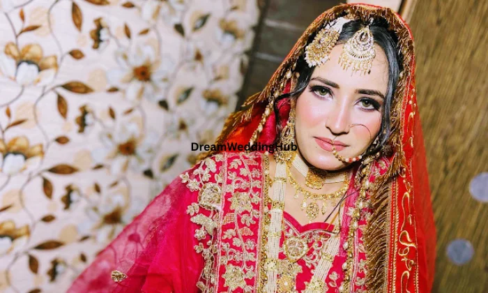 Sara Makemeup Academy